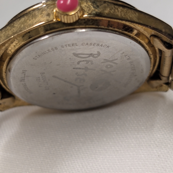 Gold Smartwatch - Picture 4 of 9